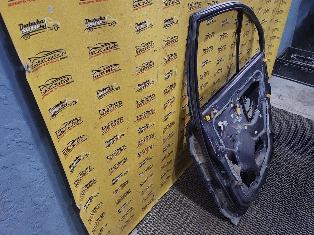 Дверь задняя правая 2RX1K8 Mitsubishi Carisma undefined