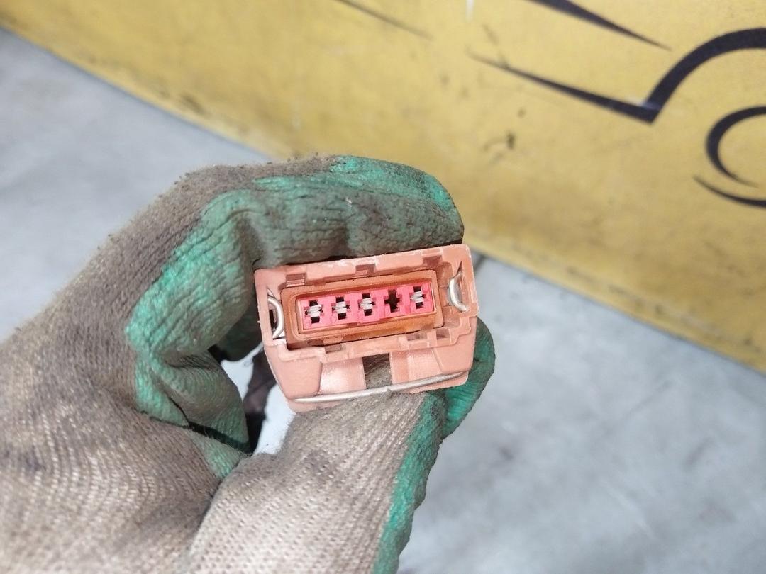 Проводка двери задней правой 10UHB8 Peugeot 307 купить в магазине запчастей бу