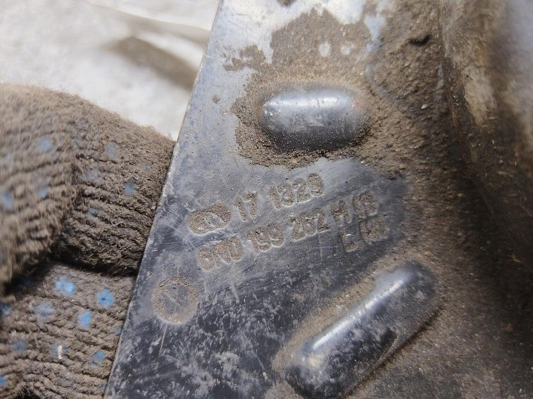 Подушка крепления КПП JS162N Volkswagen Polo купить с доставкой