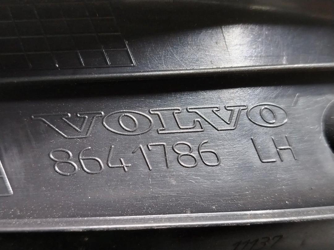 Накладка на порог внутренняя задняя левая M8Y6QX Volvo V50 - Фото 4