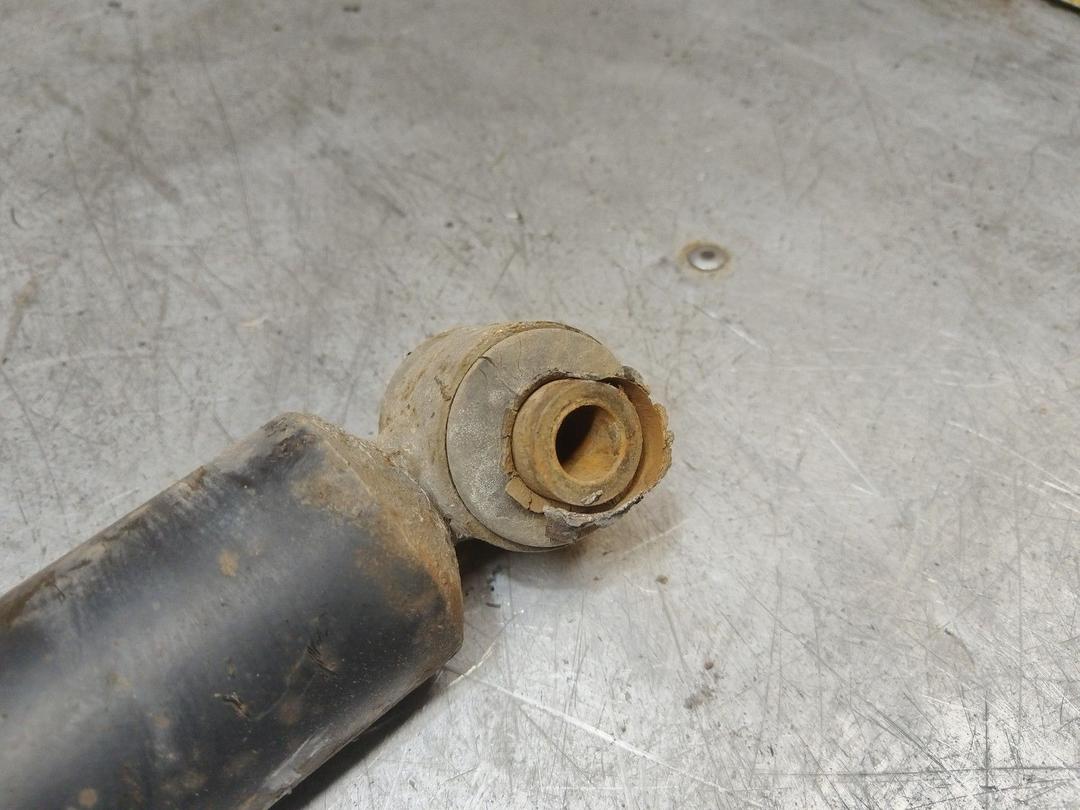 Амортизатор задний левый USS4W1 Peugeot 406 - Фото 4