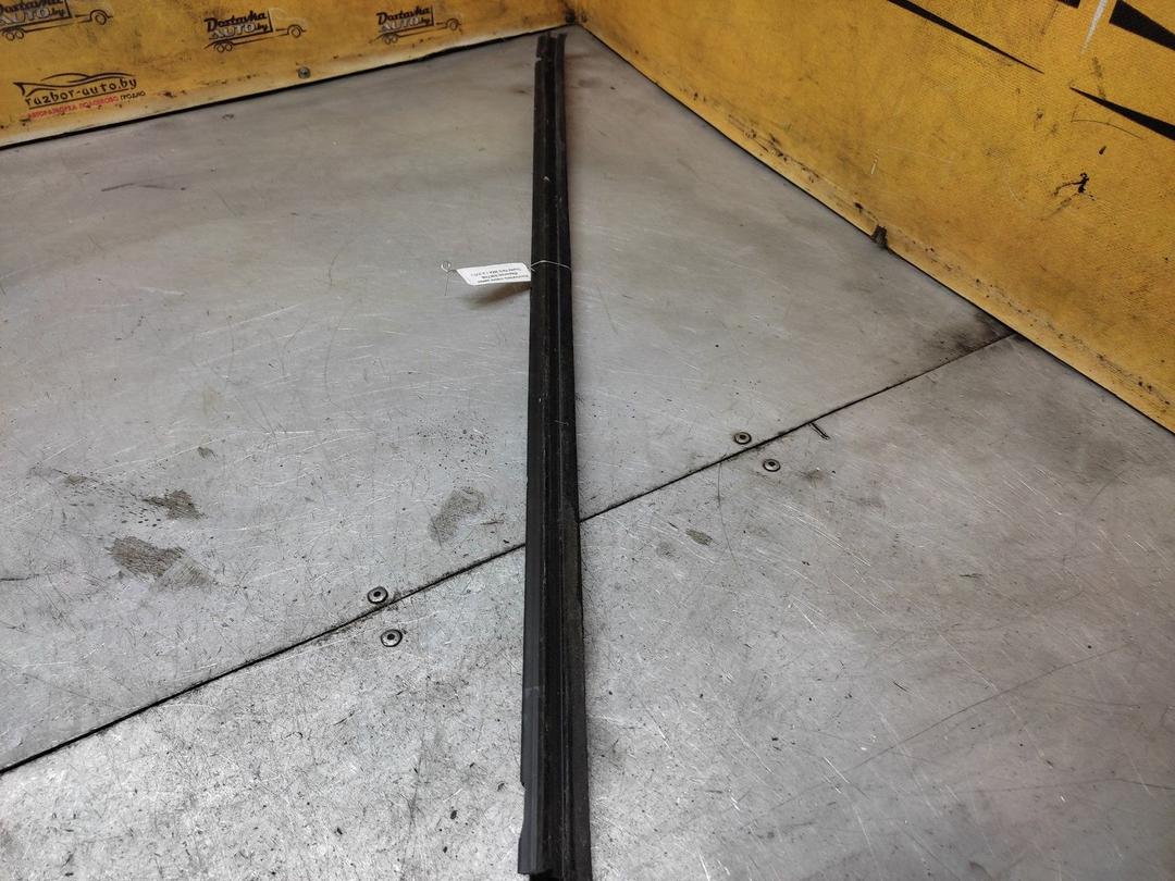 Уплотнитель стекла двери (бархотка) X0K7WA Toyota Yaris купить с доставкой