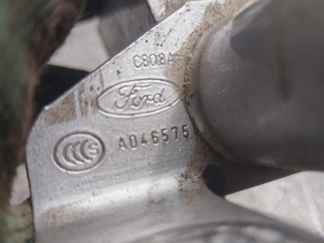 Петля двери задней правой FGWWM2 Ford Mondeo купить на авторазборке