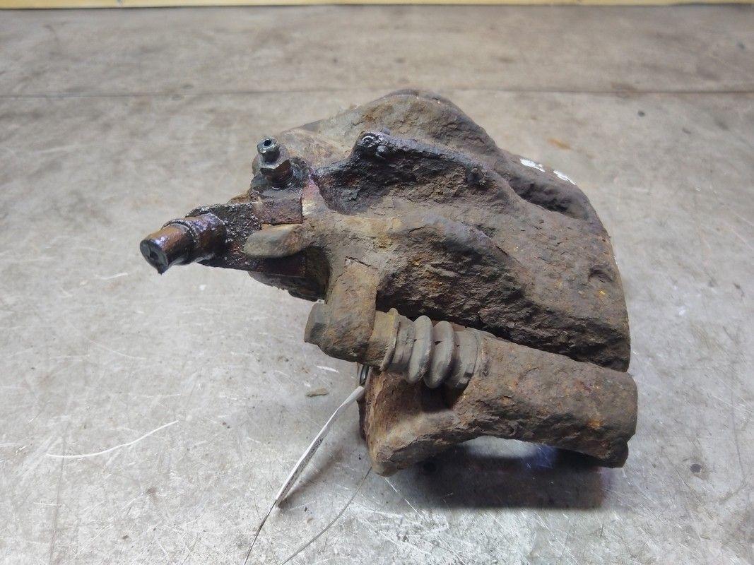 Суппорт передний правый BW02TG Peugeot 406 купить