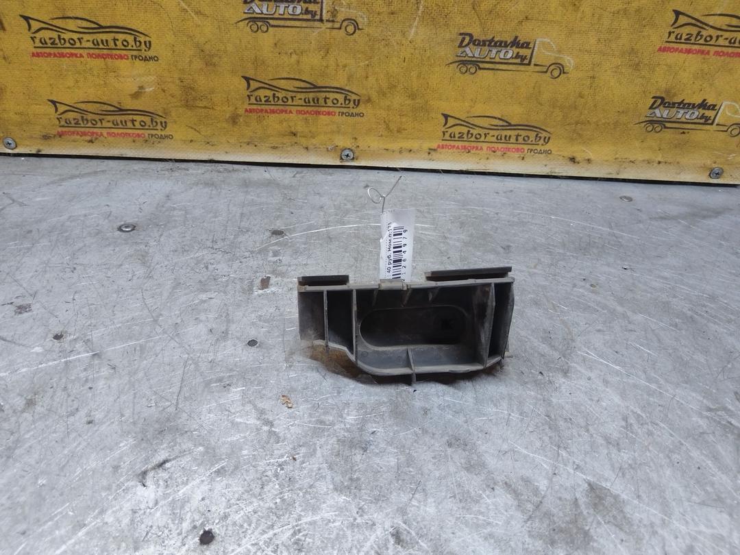 Кронштейн крепления бампера заднего 1YH4XK Toyota Corolla