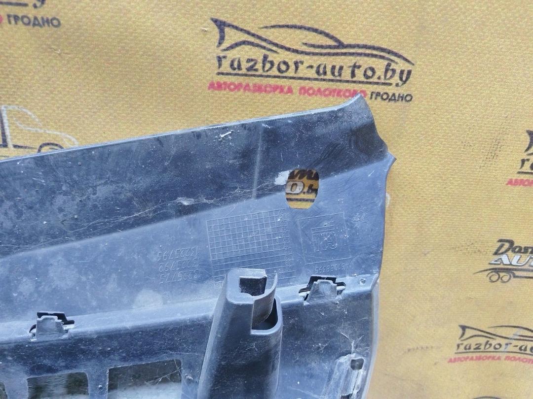 Решетка радиатора LH89CD Opel Astra купить на авторазборке