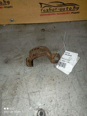 Крепление втулки стабилизатора 8NJ8M8 Volkswagen Golf - Фото 2