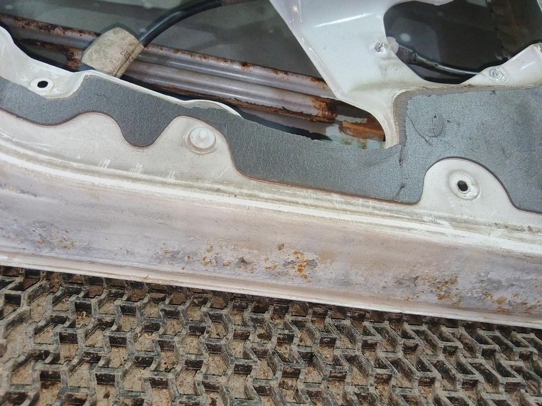 Дверь задняя левая CHI28N Peugeot 306 - Фото 8