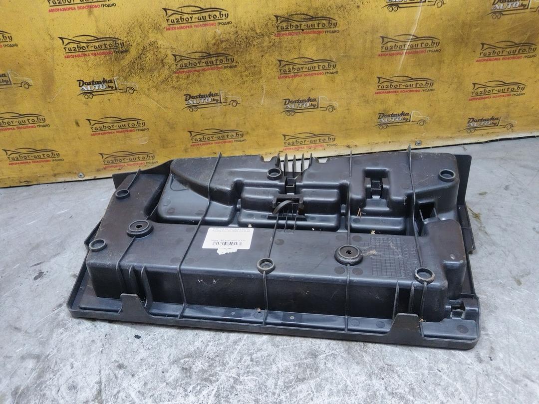 Пластик багажника L4D7FK Toyota Corolla купить с доставкой