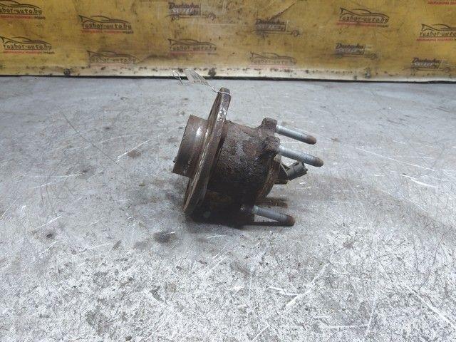 Ступица задняя левая U4WYTK Opel Vectra купить