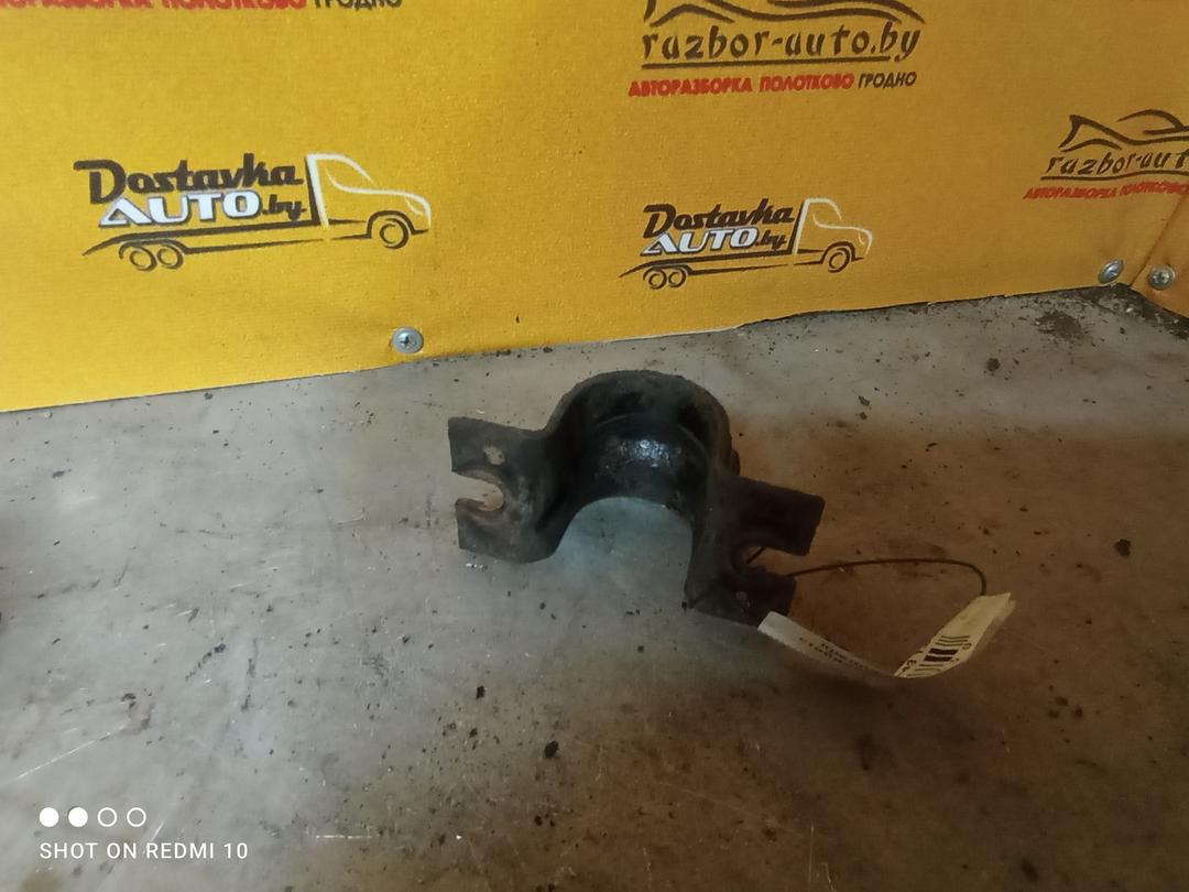 Крепление втулки стабилизатора SB6BDJ Opel Zafira - Фото 4