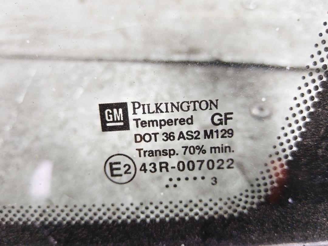 Стекло кузовное боковое левое RKJ084 Opel Zafira купить