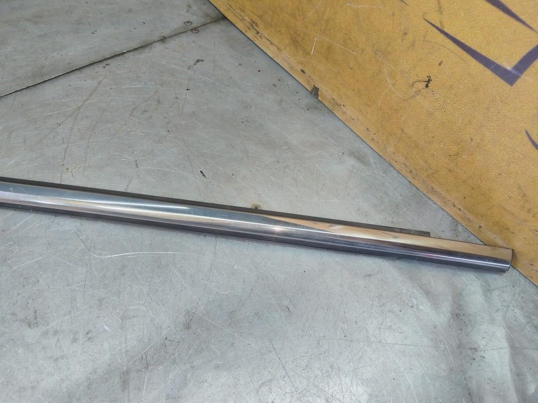 Молдинг стекла двери задней левой наружный 6AMZGV Ford Fusion купить