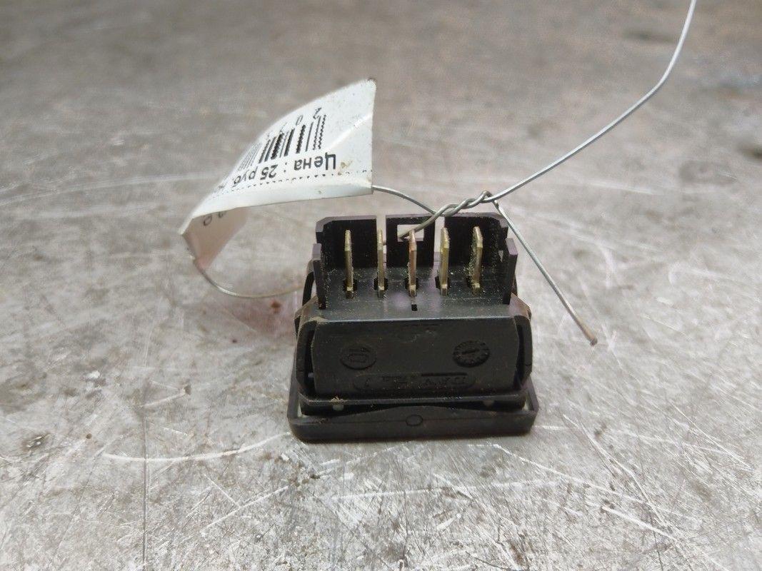 Кнопка стеклоподъемника переднего правого PQV5XG Peugeot Expert купить