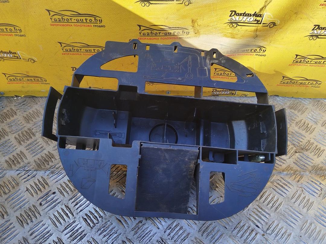 Ящик для инструментов 4GSKDC Peugeot 307