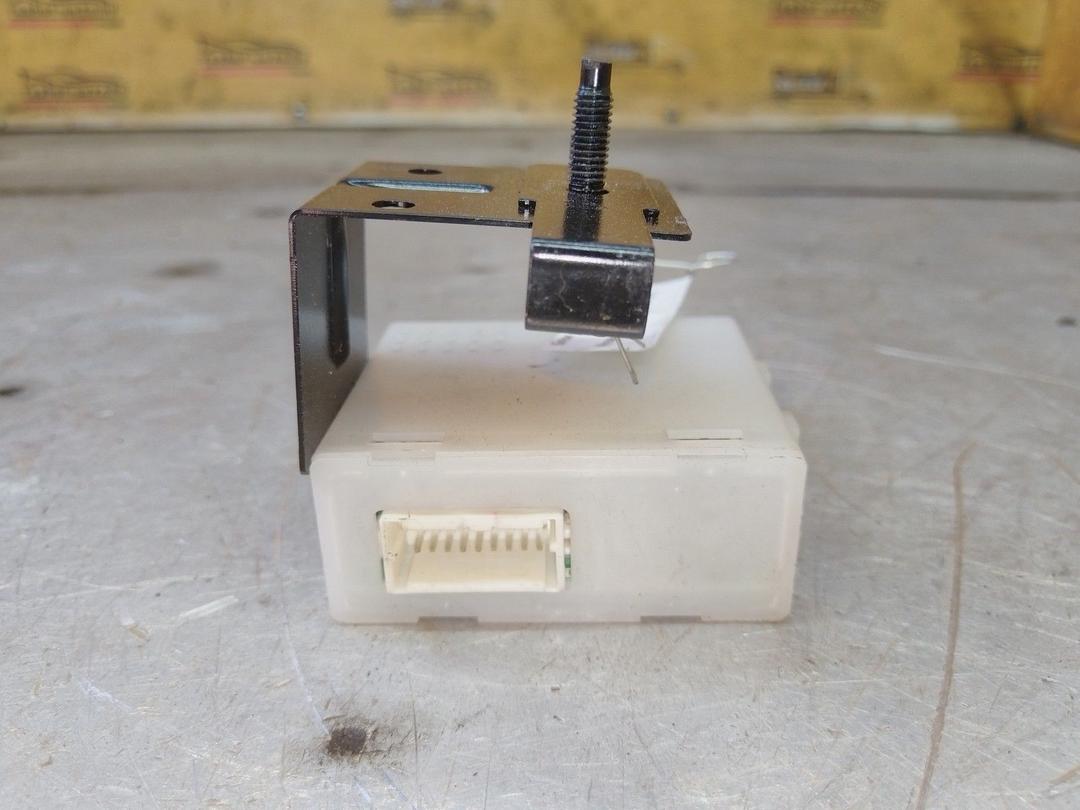 Блок управления камерой EZOF0X Nissan Primera купить с доставкой