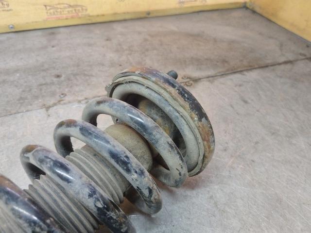 Амортизатор передний правый YIVG24 Honda Accord купить в магазине запчастей бу