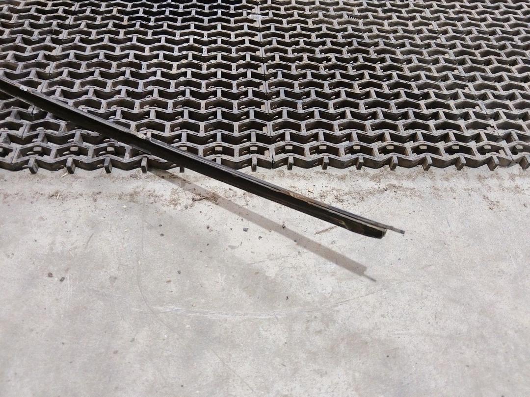 Молдинг крыши YGKDRM Audi 100 купить с доставкой