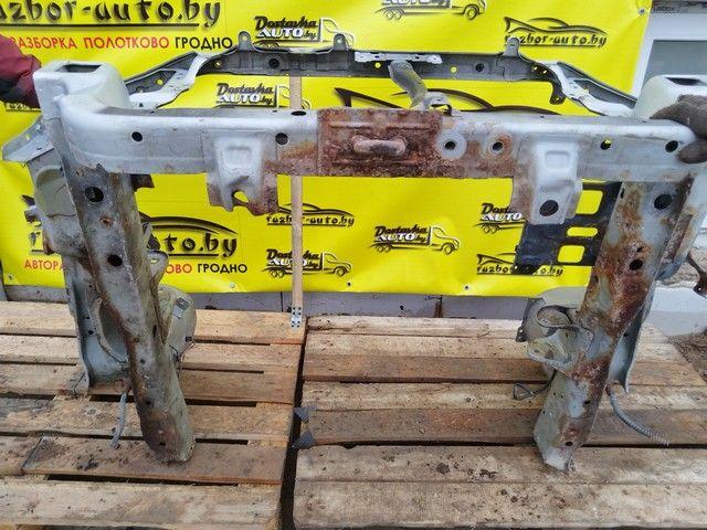 Передняя панель крепления облицовки (телевизор) YY9DH7 Mitsubishi Carisma undefined