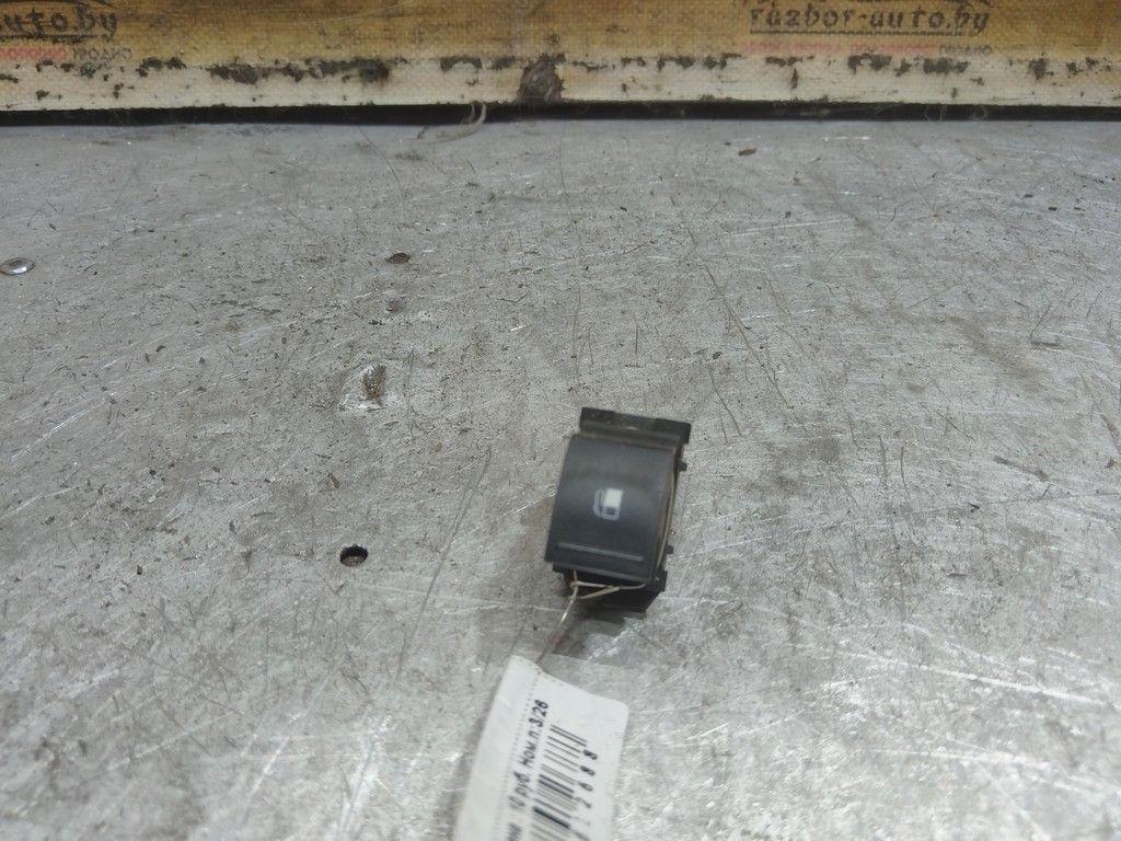 Кнопка открытия лючка топливного бака 0ACK9Z Volkswagen Jetta - Фото 1