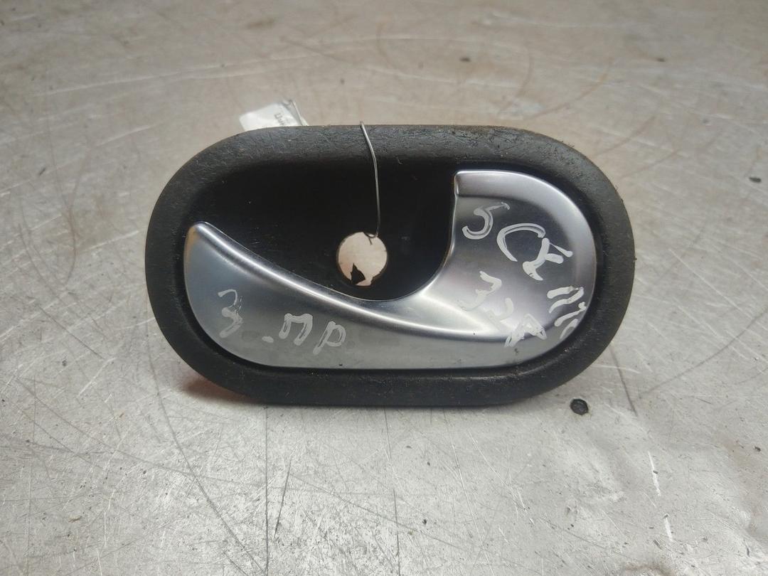 Ручка внутренняя задняя правая 9UPK6P Renault Scenic