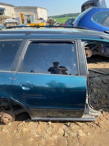 Стекло двери задней правой SF7X1X Audi A4