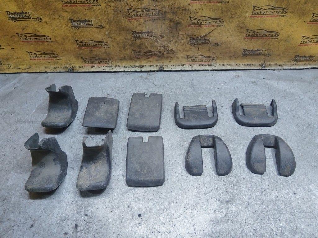 Пластик салона Y9O7R6 Honda FR-V - Фото 1