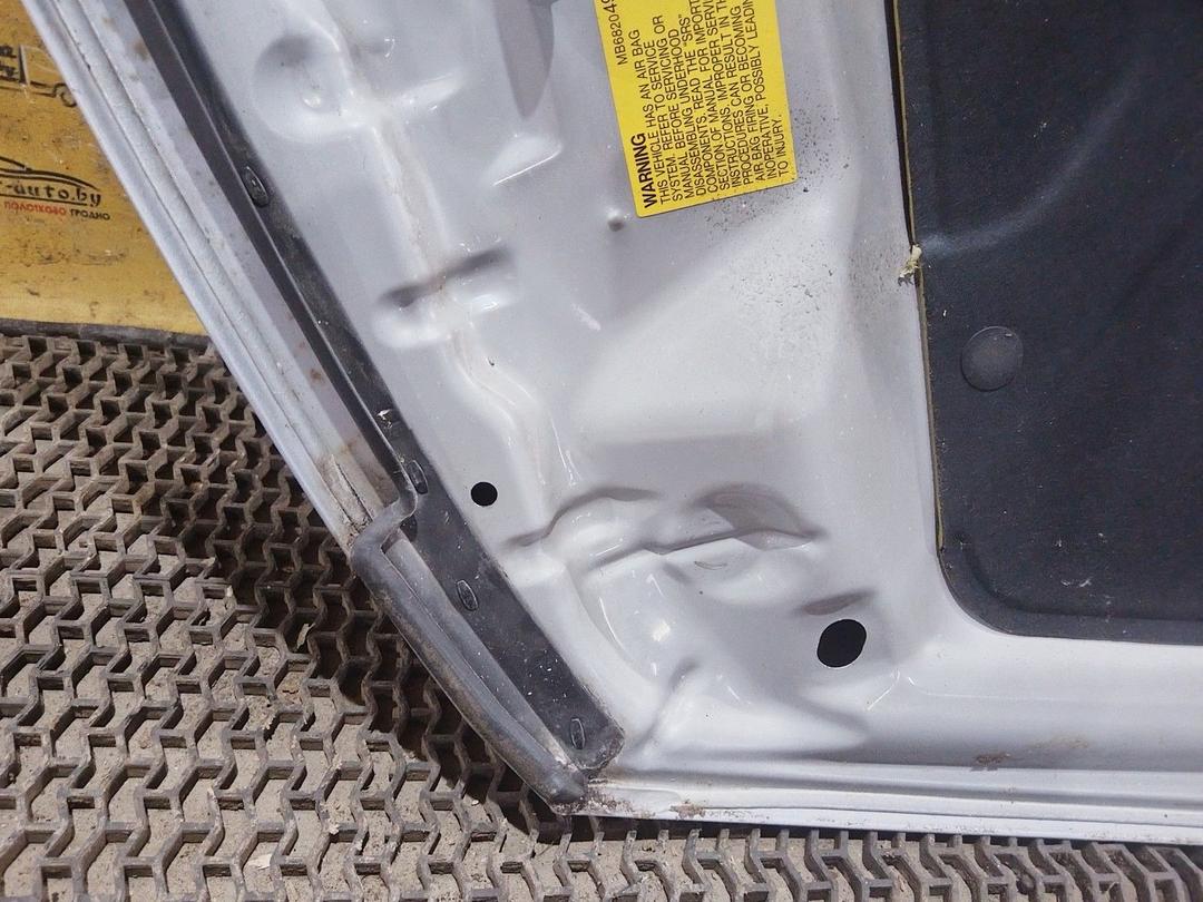 Капот X0BIIU Mitsubishi Grandis undefined