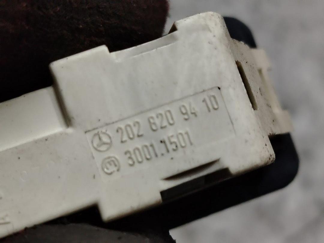 Выключатель концевой (концевик) 3KXKKF Mercedes E W211 - Фото 5