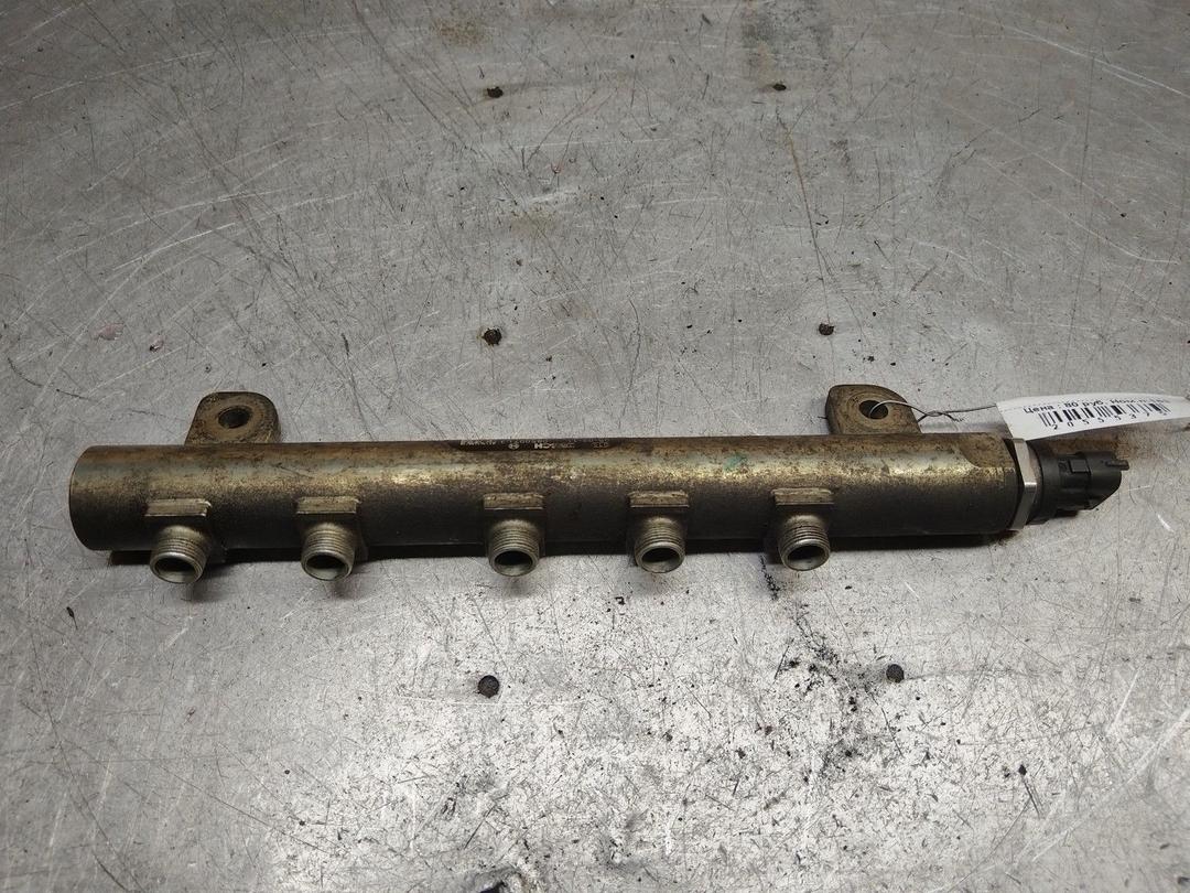 Топливная рампа XXEU3Y Alfa Romeo 147