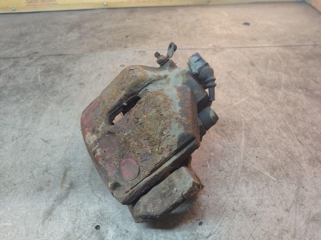 Суппорт передний правый MKDCI3 Seat Altea - Фото 4