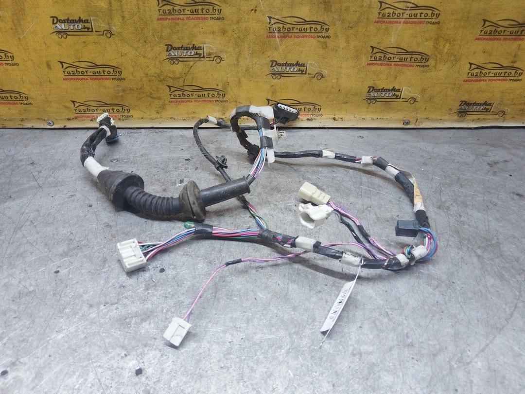 Проводка двери передней левой SWEAW2 Toyota Corolla Verso купить с доставкой