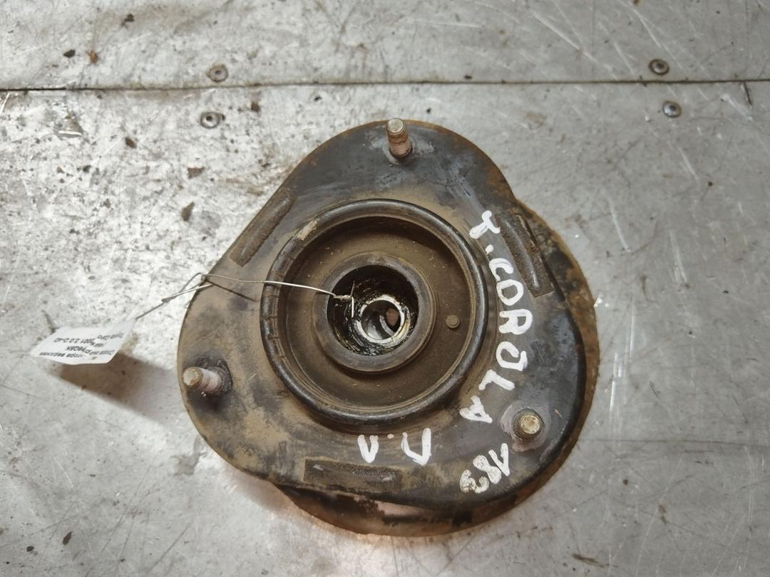 Опора амортизатора верхняя (чашка) DP6Q5K Toyota Corolla