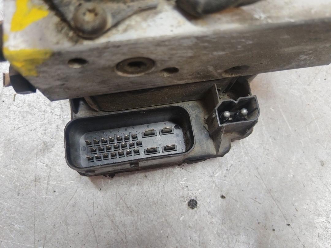 Блок ABS E2YW42 Volvo V70 - Фото 6