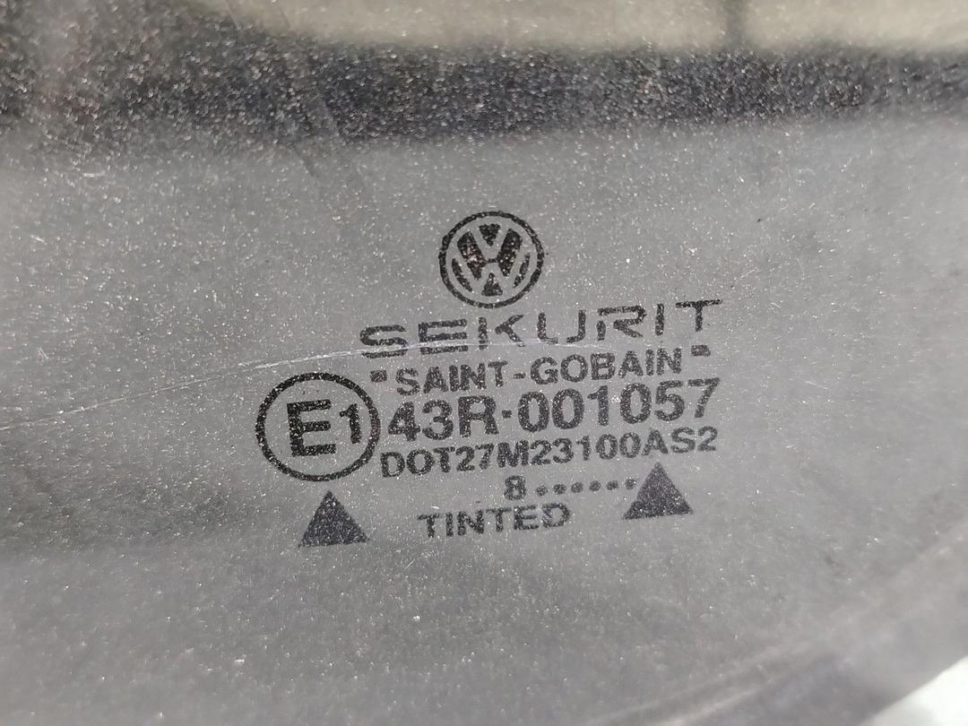 Стекло двери задней левой Q3TBZC Volkswagen Golf - Фото 2