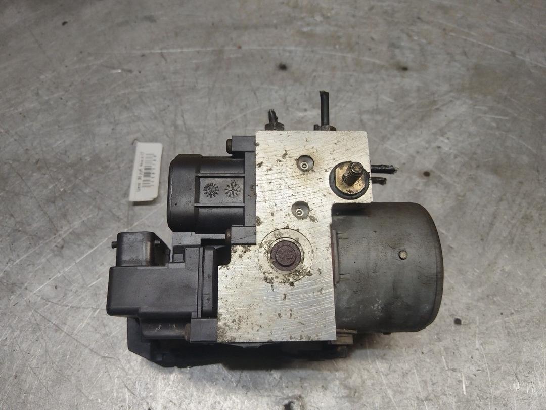 Блок ABS H8BO88 Citroen Xsara Picasso купить с доставкой. Огромный выбор запчастей и марок авто. У нас есть практически все.