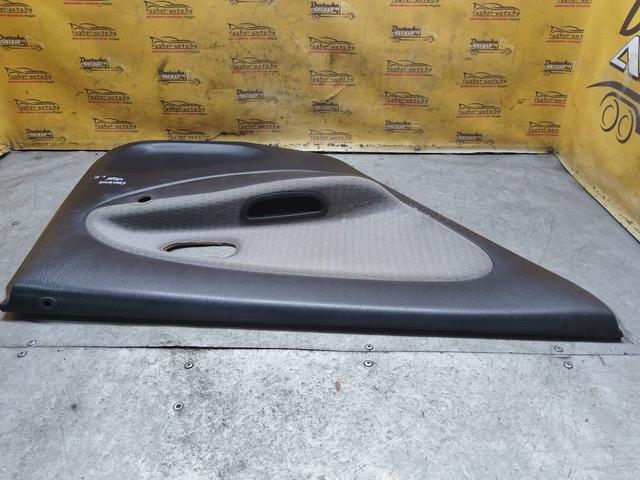 Обшивка двери задней левой (дверная карта) KX8LM7 Mitsubishi Carisma купить в магазине запчастей бу