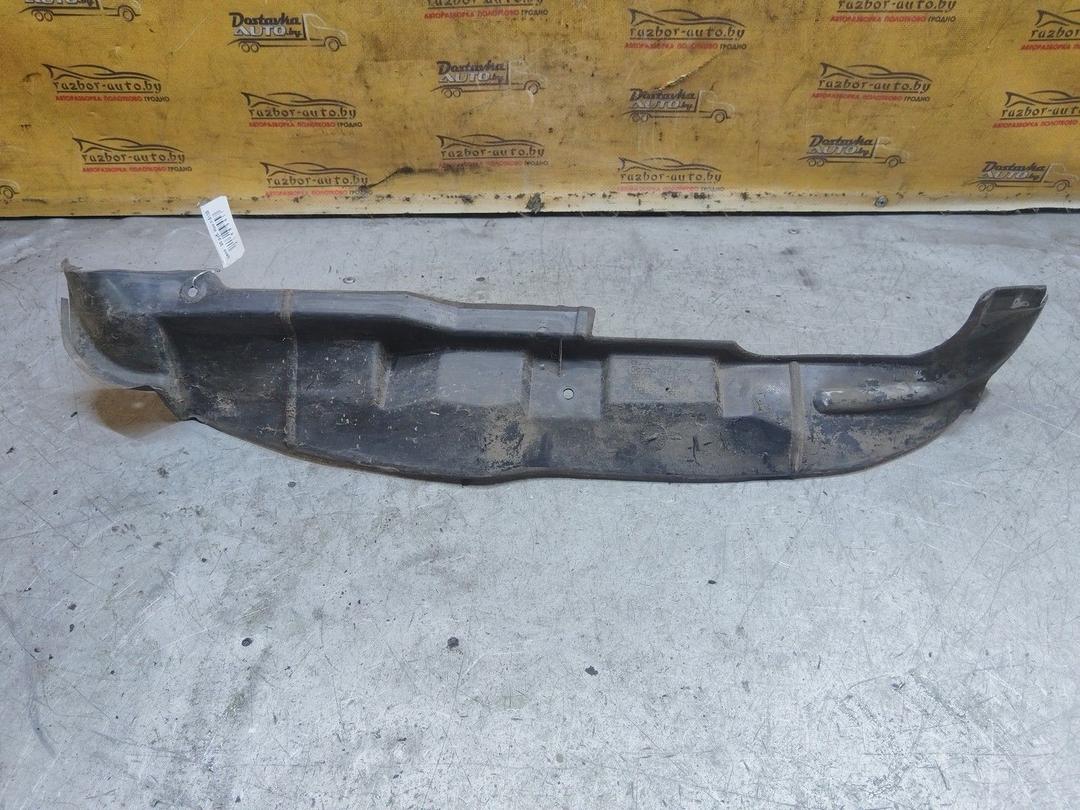 Пыльник крыла переднего левого 5TT365 Audi A4