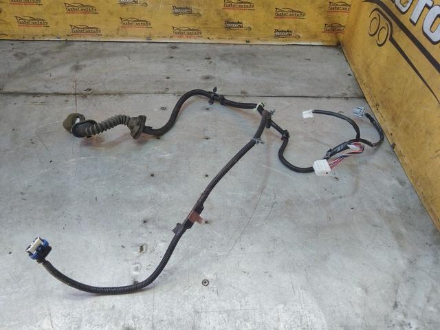 Проводка двери задней правой 7B5MMG Nissan Primera