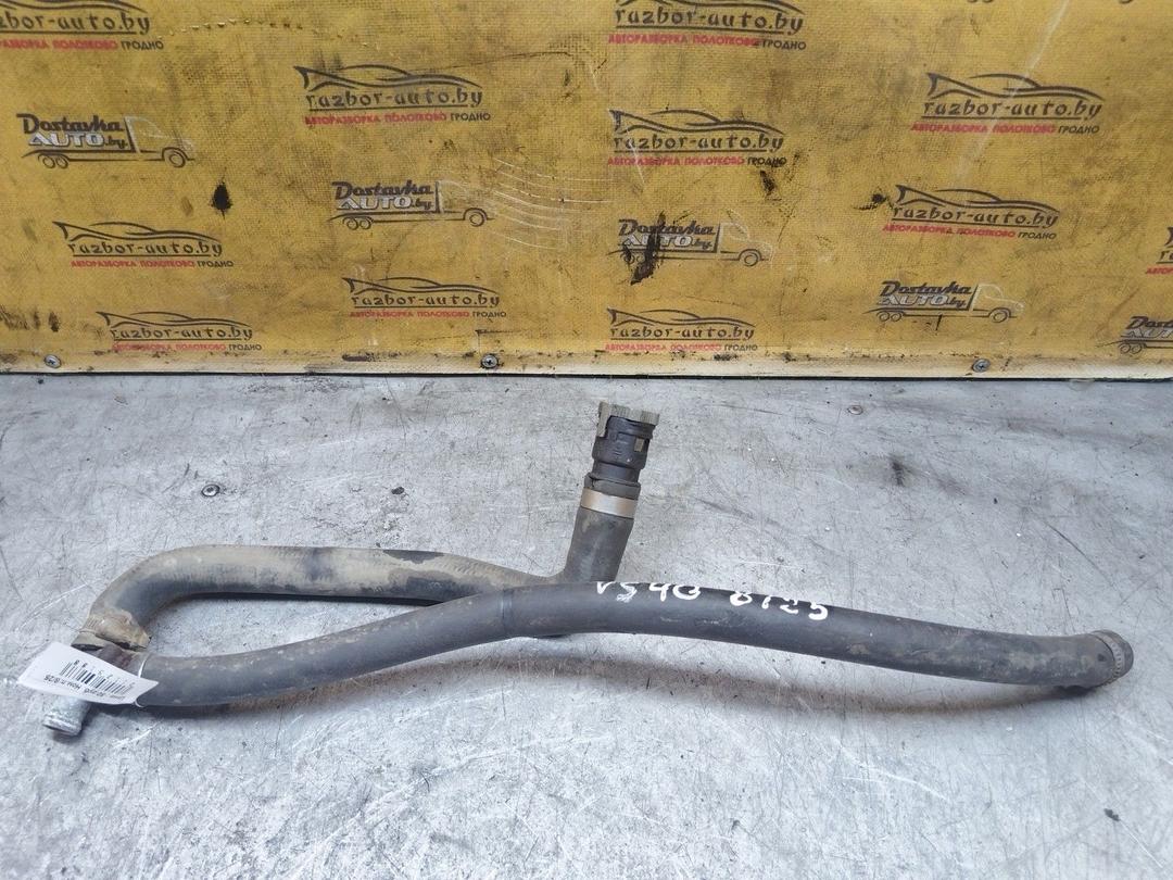 Патрубок отопителя (печки) IQ1FBQ Volvo S40 - Фото 5