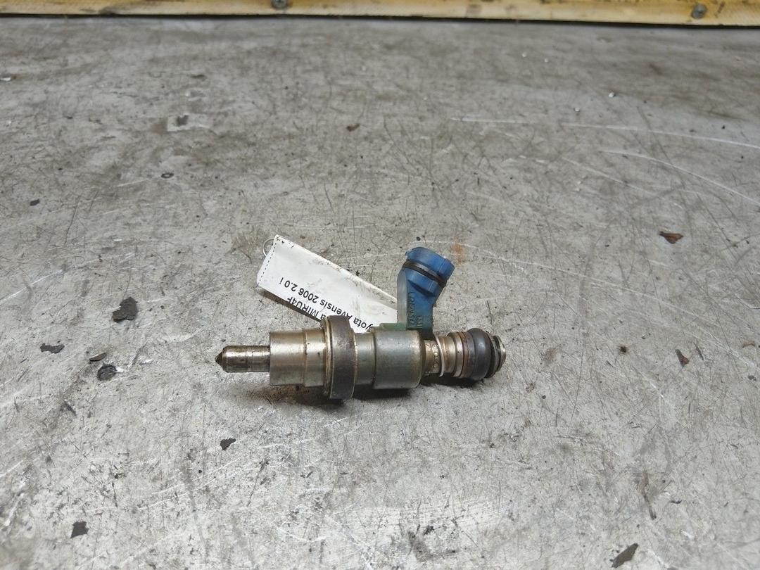 Форсунка MIRU4F Toyota Avensis купить