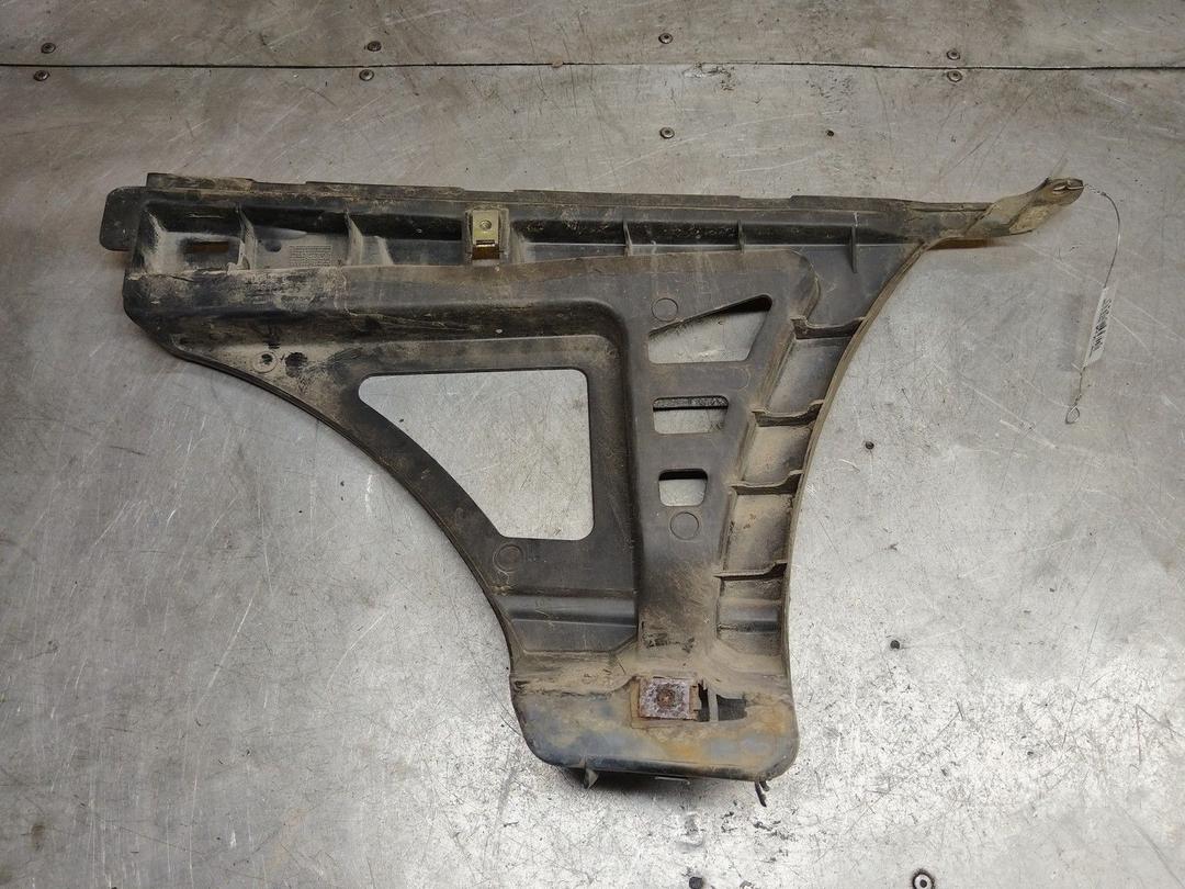 Кронштейн крепления бампера заднего OKVZI4 Mitsubishi Carisma купить