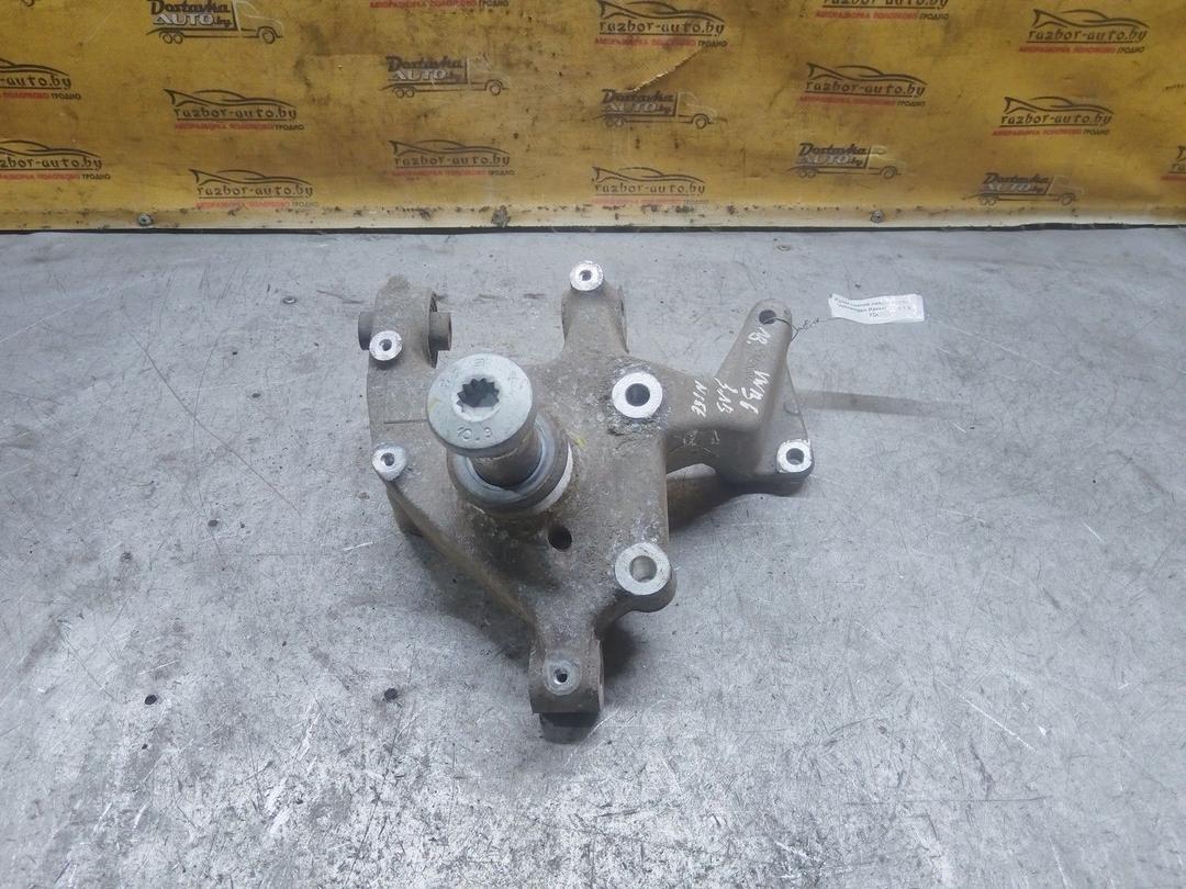 Кулак задний левый 3U95P3 Volkswagen Passat