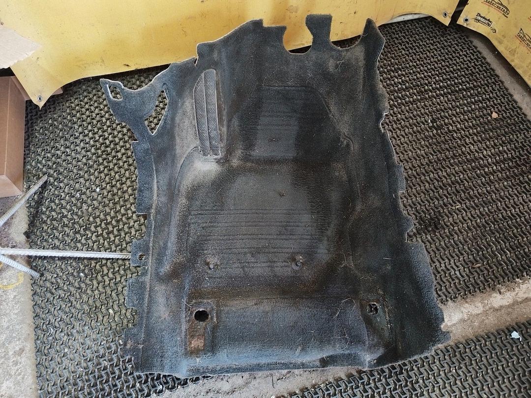 Ковер салонный 12OW0Y Volvo XC70