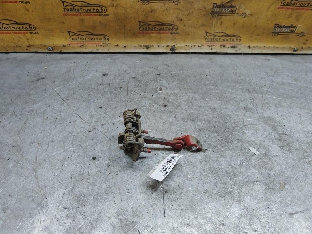 Ограничитель открывания двери передней YBECIO Peugeot 206