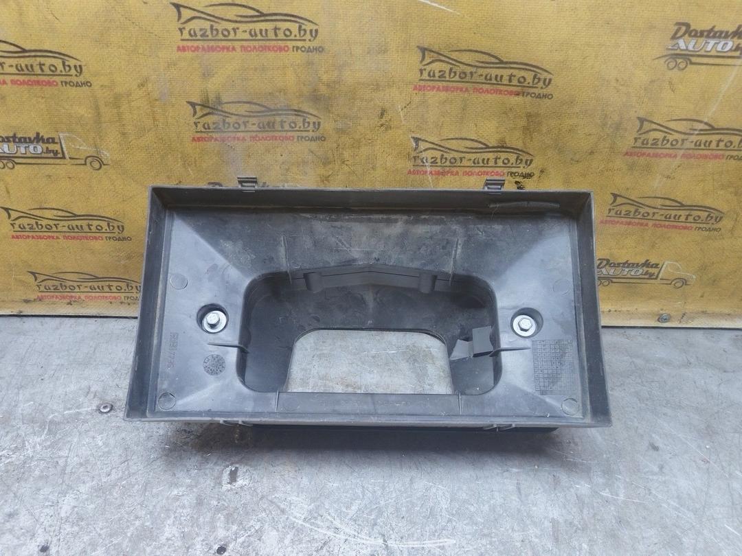 Корпус салонного фильтра E4SA96 Peugeot 406 - Фото 7