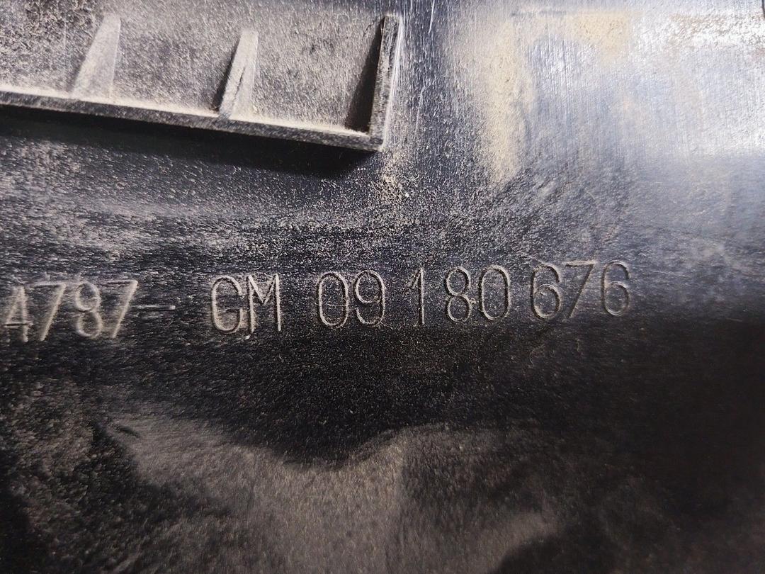 Обшивка стойки центральной правой BZ34IE Opel Vectra купить с доставкой