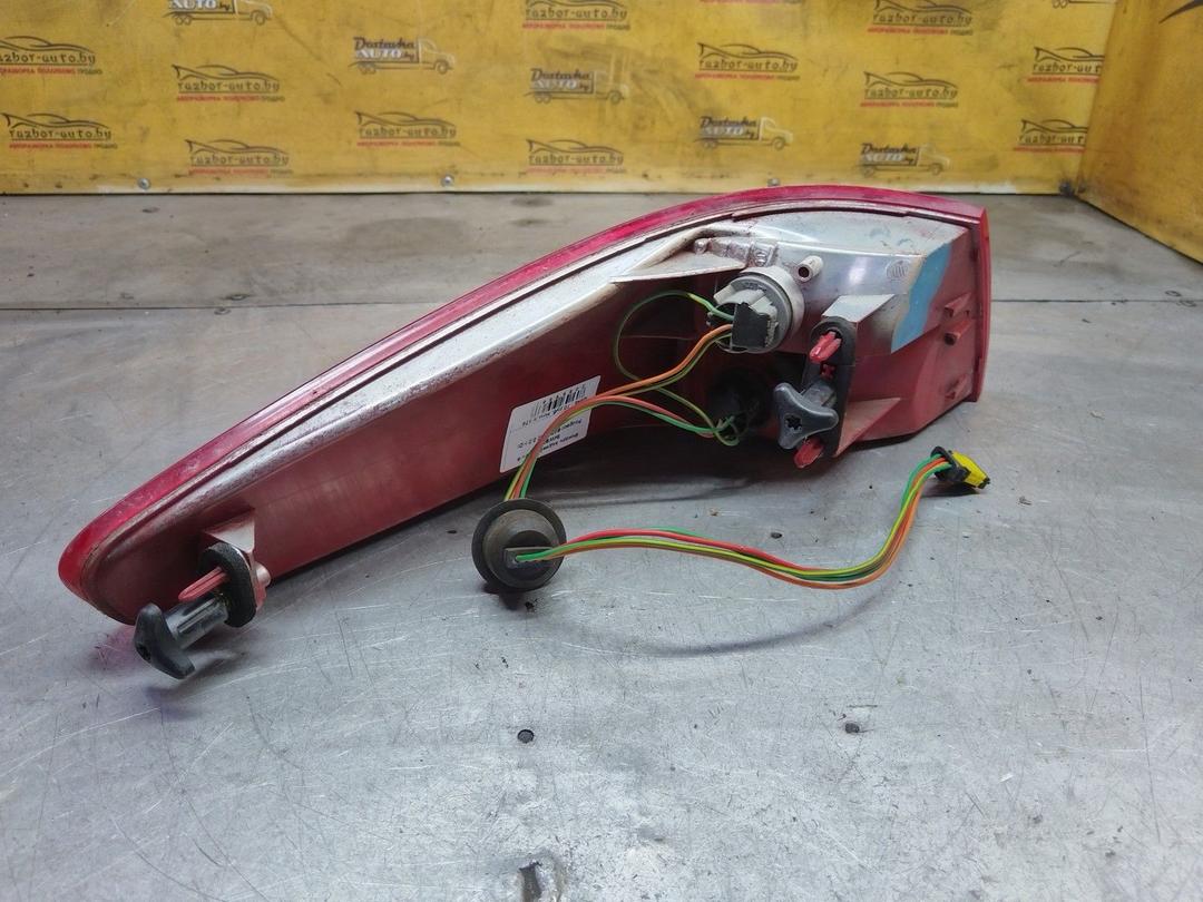 Фонарь задний правый 84W9DR Peugeot 607 - Фото 2