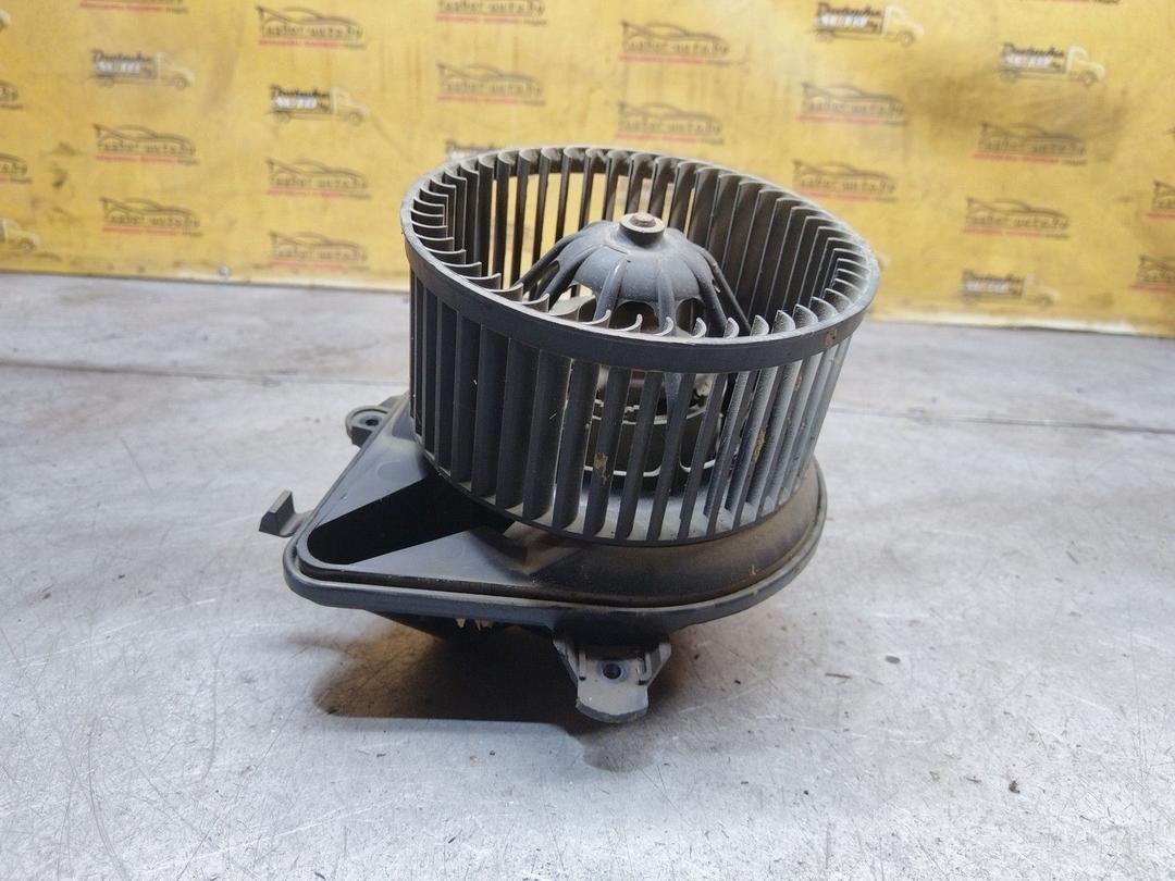 Моторчик печки CBXOBG Peugeot Partner купить