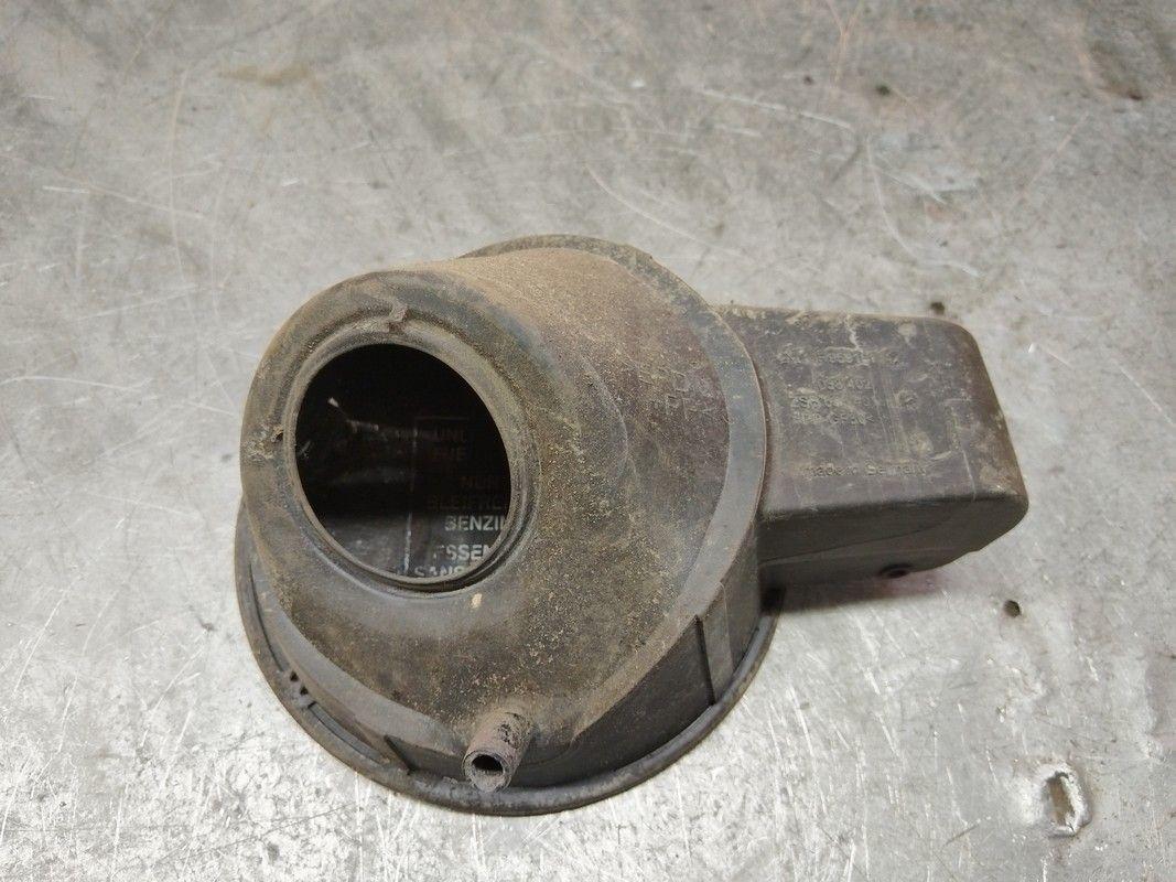 Лючок топливного бака 9RWLYH Mitsubishi Colt купить